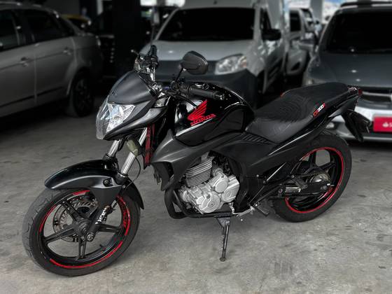 HONDA CB 300R 